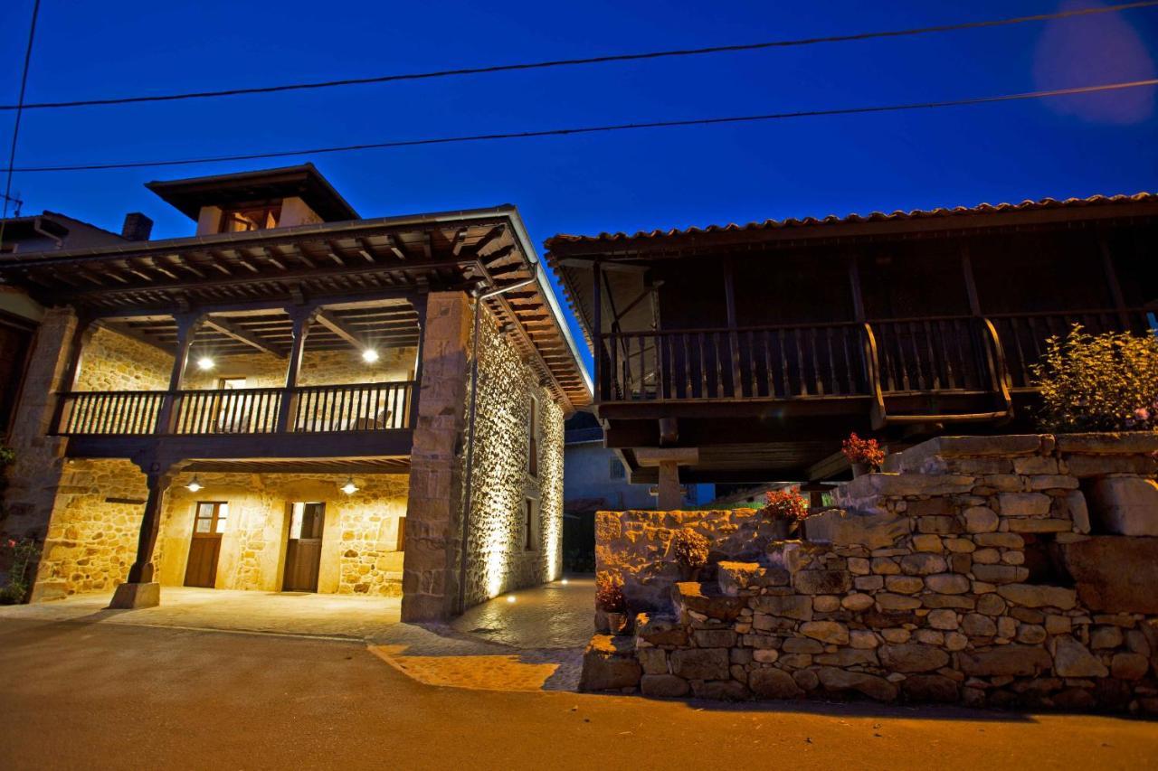 Los Campos Vivienda Vacacional Onís Buitenkant foto